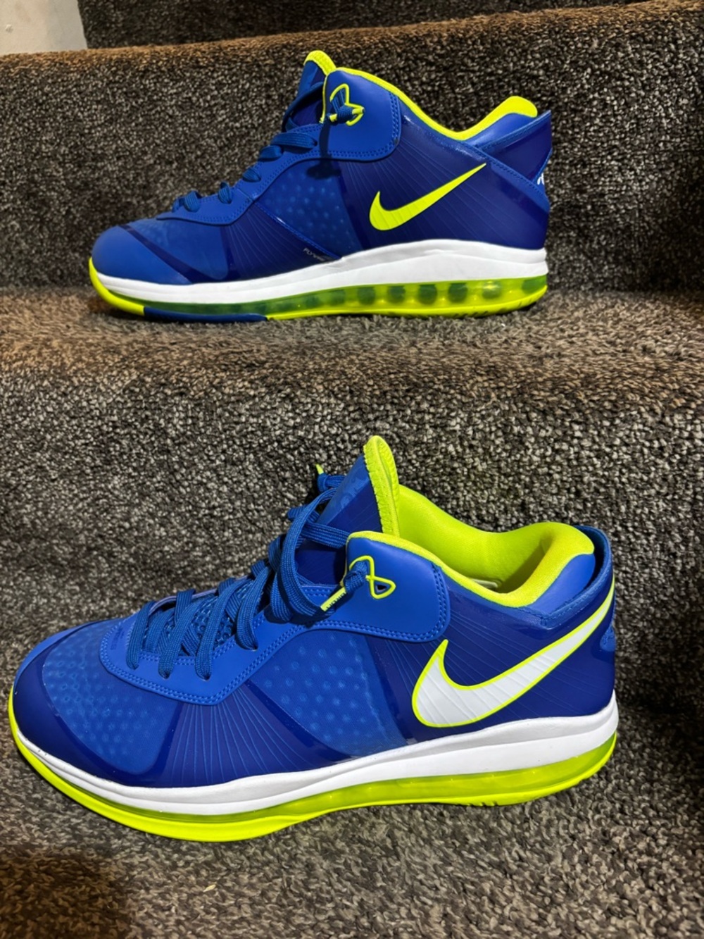 Size 13.5 - Nike LeBron 8 Low Sprite like new  💯% authentic